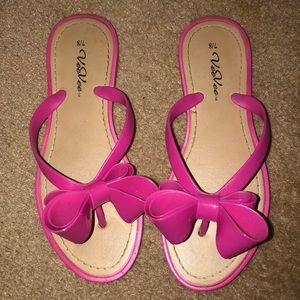 Ladies flip flops